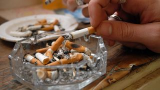 Țara care interzice fumatul pe stradă. Se iau măsuri drastice