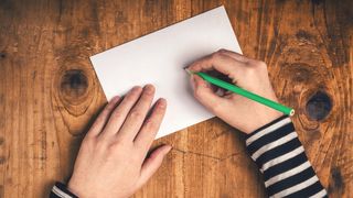  Cum se scrie corect: masterand sau masterant?