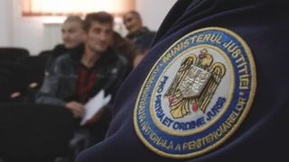 Cum ajungi agent &icirc;n penitenciar prin &icirc;ncadrare directă. Salariile depășesc 4.000 de lei