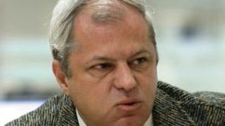 VIDEO| Răsvan Popescu - prima carte de poezii. O carte inedită intitulată „Pisici pe acoperiș”