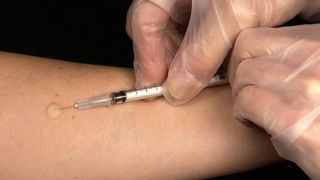 vaccinul coronavirus este gratuit