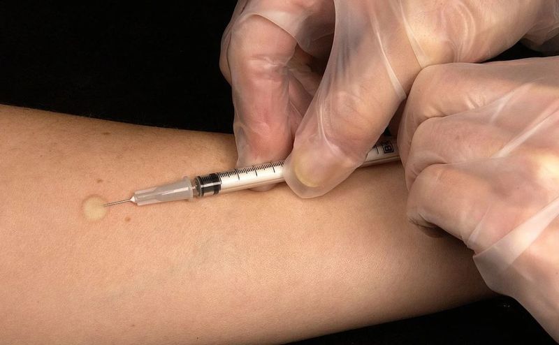 vaccinul coronavirus este gratuit