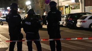 VIDEO| Atac armat &icirc;n străinătate. Clipe de teroare pentru zeci de persoane