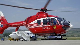 Intervenție SMURD după ce o persoană a căzut într-o prăpastie