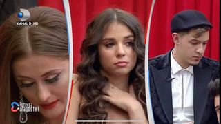 Scandal cu bătăi în casa Puterea Dragostei. Care sunt concurentele care au sărit la bătaie