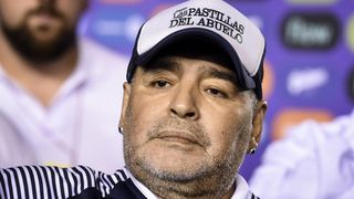 Celebrul fotbalist Diego Maradona a fost înmormântat