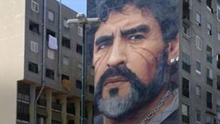 VIDEO - Maradona a fost înmormântat mai devreme, din cauza fanilor