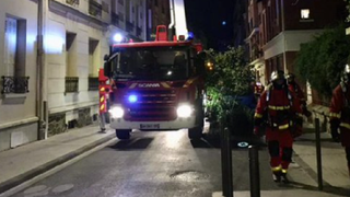 Incendiu devastator &icirc;ntr-un centru pentru migranți la Paris