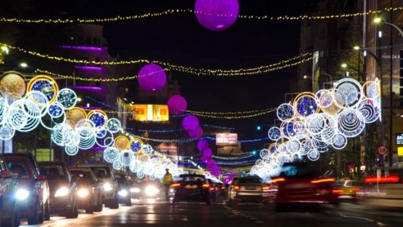 Cand se aprind luminitele de Craciun in Bucuresti 2020