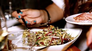 Anunțul de ultima oră. Se redeschid cinematografele, restaurantele şi cafenelele