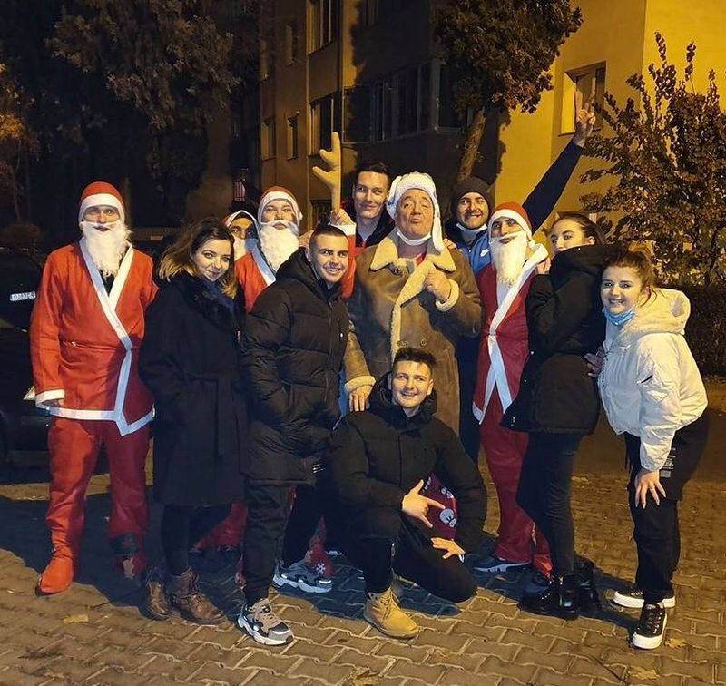 nelson mondialu la colindat