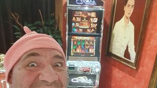 Nelson Mondialu a plecat la colindat. Cum a sfidat bărbatul pandemia