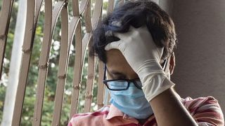 De ce se sinucid tot mai mulți români infectați cu COVID