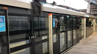 Trenuri noi la metroul din București. Vor arăta la fel ca cele din Sydney