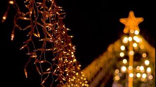 Când se aprind luminițele în București 2020? 