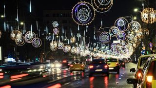 Luminițe București 2020. Nicușor Dan a anunțat când se aprind. Bucurie mare pentru locuitorii Capitalei!