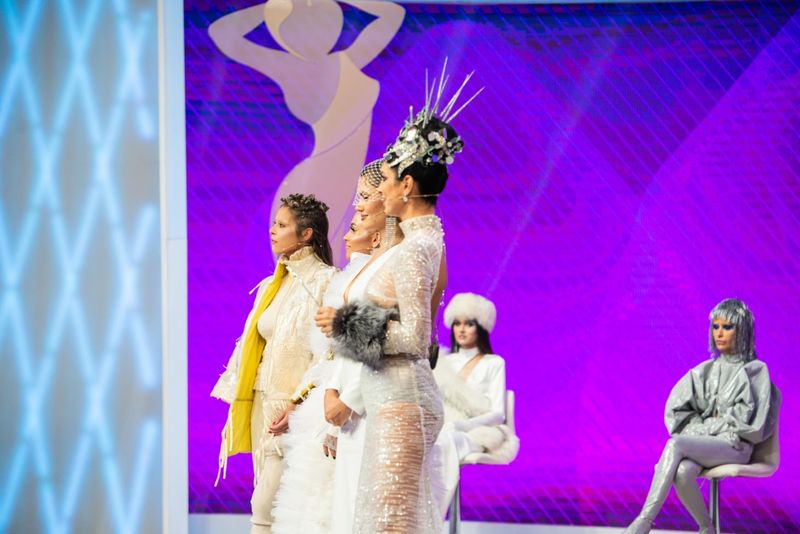 Ilinca Vandici  a făcut anunțul despre Semifinală și s-au redeschis liniile de vot