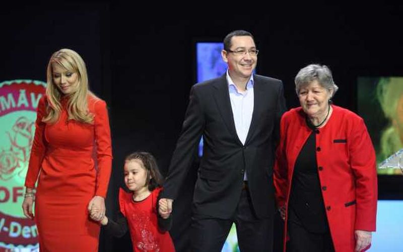 Părinții lui Victor Ponta, un trecut dureros