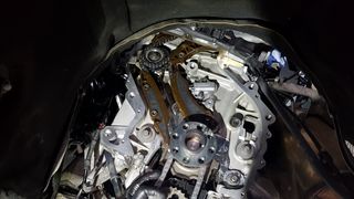 Primele semne că trebuie să schimbi distribuția la mașină. Simptomele diferă între cea pe lanț și cea pe curea