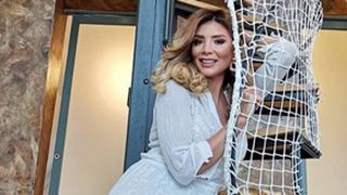 Ce faci în weekend? Te relaxezi ca o regină fără sânge albastru