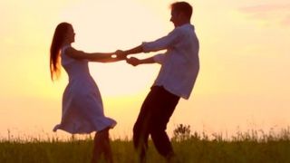 VIDEO - Psihologii ne învață cum să folosim verbul „a putea” în cuplu