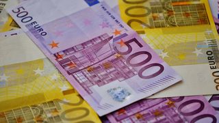 Curs valutar, 17 decembrie 2020. La ce nivel a ajuns euro