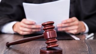 Ce salariu are un grefier de la judecătoriile din București