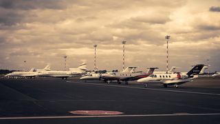 Germania va suspenda de la miezul nopţii zborurile spre şi dintre Marea Britanie