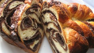 Cozonac pufos ca la bunica - Reţetă