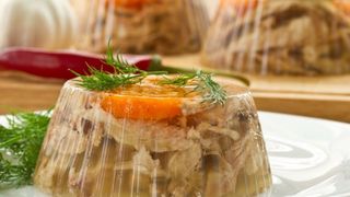 Cea mai simplă metodă pentru a vedea dacă piftia se va închega