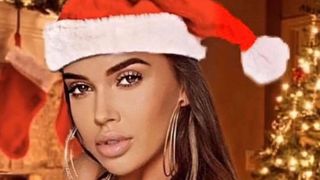Andra Volos de la „Puterea Dragostei” - crăciunița sexy a lui Moș Crăciun. Cum petrece bruneta sărbătorile de iarnă