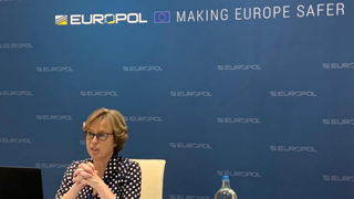 Avertisment Europol! Vaccinuri false anti-COVID la vânzare pe rețelele sociale