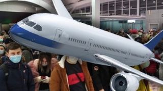 VIDEO - Aeroporturile, aproape blocate de zborurile către Regatul Unit