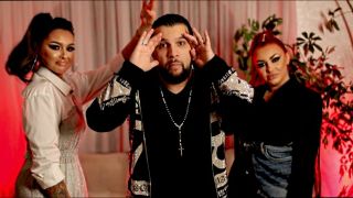 tzancă uraganu război reea și tina