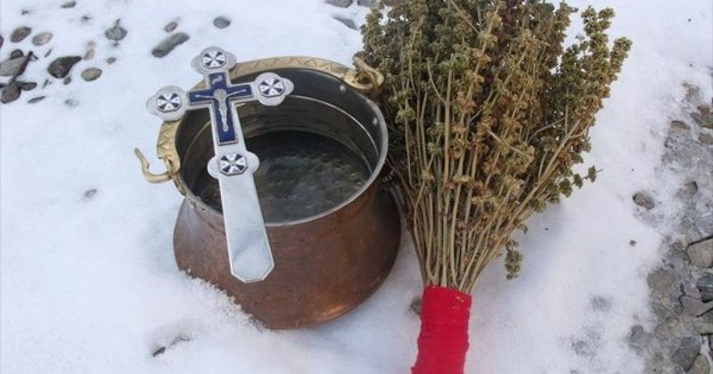 Tradiții și obiceiuri de Bobotează. Ce nu este deloc bine să faci în Ajunul Bobotezei