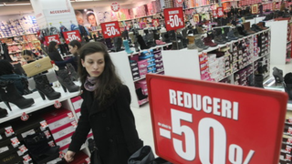 Atenție la reducerile de iarnă din magazine! Anunțul ANPC