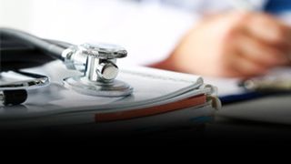 VIDEO -O studentă la medicină a fost găsită moartă la intrarea în parc