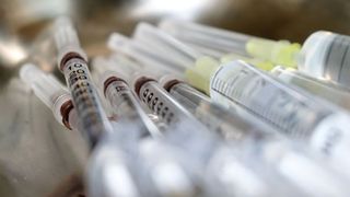 categoriile de persoane care au prioritate la vaccinare