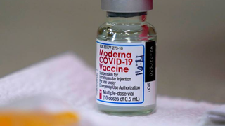 Când ajung primele doze de vaccin anti-COVID-19 Moderna în Romania?