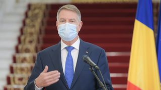 Klaus Iohannis, prima conferință de presă din acest an. "Mă voi vaccina public vineri, 15 ianuarie. Nu sunt întrunite condițiile pentru relaxare" (VIDEO)