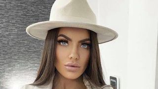 Roxana Buzoiu de la &bdquo;Puterea Dragostei&rdquo; iubește din nou. L&acirc;ngă cine a fost surprinsă bruneta &icirc;n pat