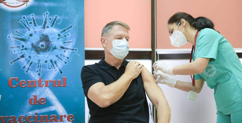 de ce s-a vaccinat klaus iohannis acum
