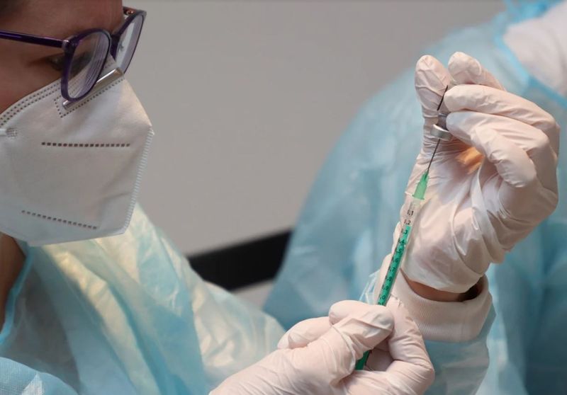 cozi la institutele de vaccinare