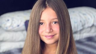 Povestea șocantă a unei copile, de 11 ani, născută cu inima &icirc;n afara pieptului