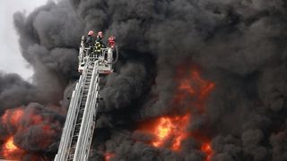 Incendiu de proporții uriașe în Buzău! A fost trimis mesaj Ro-Alert