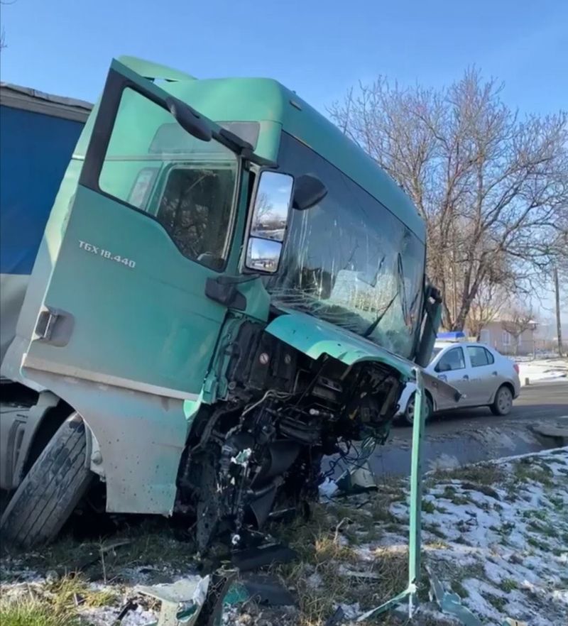 tir accident iasi scanteia