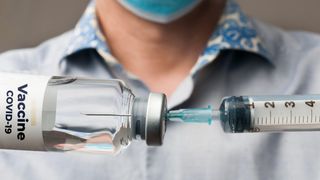Programare vaccinare COVID. Lista finală a românilor care se pot vaccina în etapa a doua