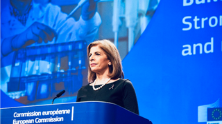 UE propune un "mecanism de trasparenţă" în privinţa exporturilor de vaccinuri din Europa