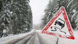 Alertă ANM de ninsori abundente în București și mai multe județe. HARTA