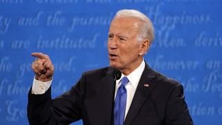 Biden vrea ca toţi americanii să fie vaccinaţi până la sfârşitul verii